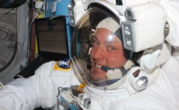 Ünlü NASA astronotu emekli oldu