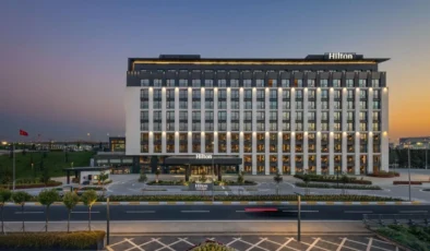 Hilton Türkiye’deki yüzüncü otelini İstanbul Havalimanı’nda faaliyete geçirdi