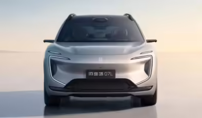 955 beygirlik elektrikli SUV: 10 dakikada yüzde 80 şarj!