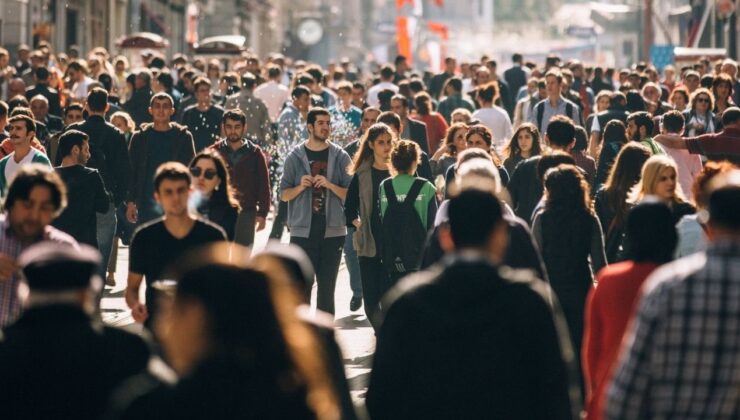 Türkiye’nin en çok kullandığı uygulama belli oldu! WhatsApp zirvede, Instagram geride kaldı