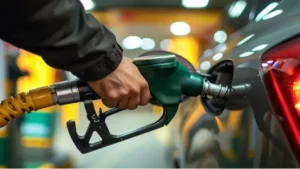 Sürücüler güne zamla uyandı: Motorine büyük artış sonrası tabela rekor kırdı