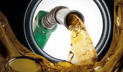 Akaryakıta çifte zam: Motorin 80 lirayı geçti