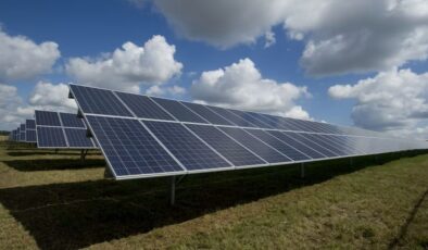 Yeşil enerjide güneş, doğal gazı geçti