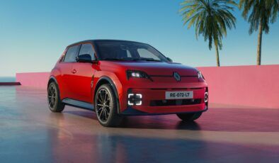 Renault 5 E-Tech güncellendi: LFP batarya ve Google Gemini teknolojisi geldi