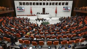 Gazi Meclis’te tarihi gece: Terörsüz Türkiye kanunu 468 oyla kabul edildi