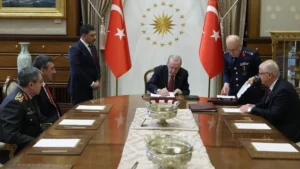TSK’da terfi ve görev değişiklikleri belli oldu