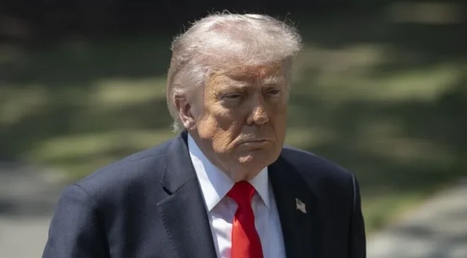 Donald Trump’tan Tahran yönetimine sert mesajlar