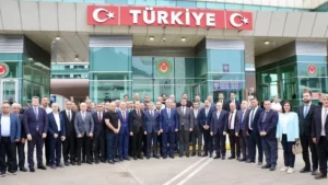 Sarp Gümrük Kapısı Asya’ya açılan ticaret koridoru oldu
