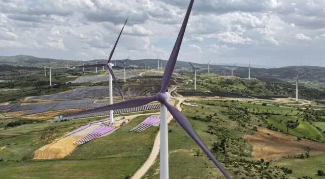Türkiye’nin elektrik kapasitesinde yenilenebilir kaynakların payı artıyor