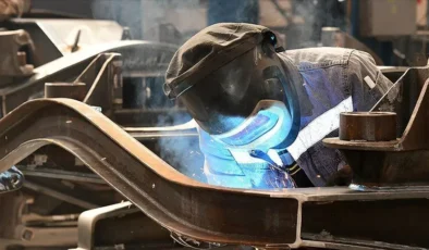PLASFED Başkanı Karadeniz: Türkiye’nin yeni büyüme hikayesi üretimle yazılmalı