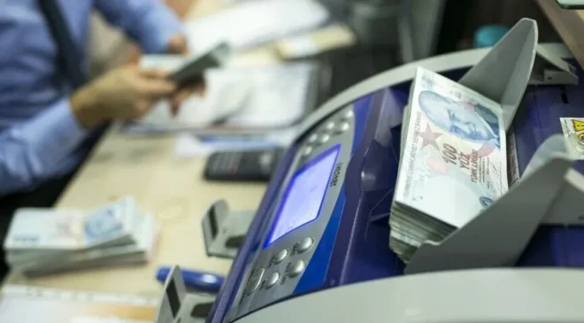 Bütçe açığı Temmuzda 378 milyar lirayı aştı