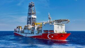TPAO yurt dışında büyüyor: Günlük 500 bin varil hedefi için bir adım daha atıldı!