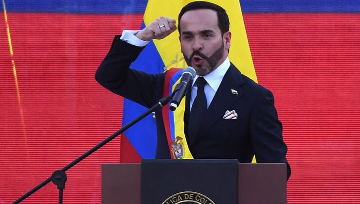 Kolombiya’nın yeni lideri ayağının tozuyla sert mesajlar verdi