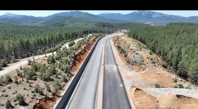 Konya-Antalya yolu 20 dakika kısalacak