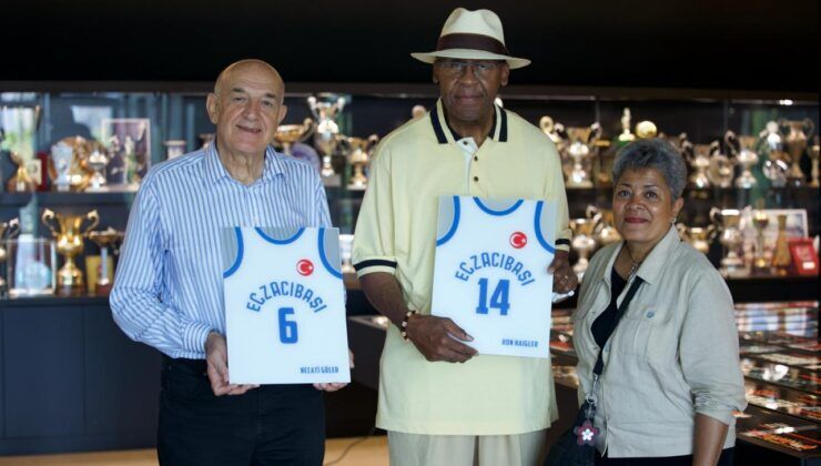 Eczacıbaşı Spor Kulübü 60. yılında basketbol efsaneleri Necati Güler ve Ron Haigler’i yeni evinde konuk etti
