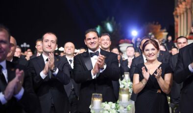 Özdilek Holding 55’inci yılını Çırağan Sarayı’nda kutladı