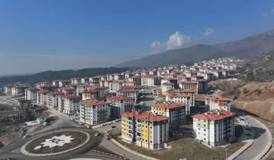 Deprem bölgelerinde konut teslimleri hızlandıkça kira enflasyonu da gerilemeye başladı