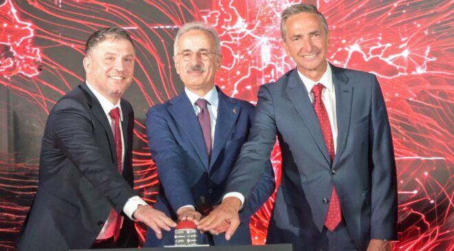 Vodafone’dan İzmir’e 100 milyon dolarlık veri merkezi yatırımı