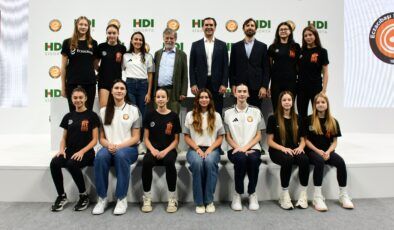 Eczacıbaşı Spor Salonu’nun adı üç sezon boyunca HDI Sigorta Spor Salonu oldu