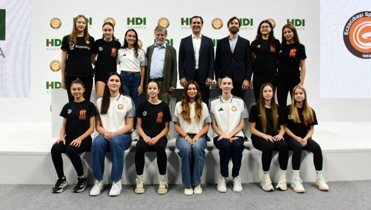 Eczacıbaşı Spor Salonu’nun adı üç sezon boyunca HDI Sigorta Spor Salonu oldu