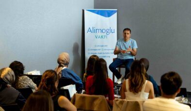Alimoğlu Sağlık ve Eğitim Vakfı’ndan gençlere staj desteği