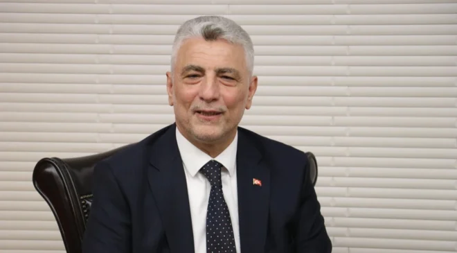 Bakan Bolat hedefi koydu Türkiye ihracatta sınır tanımayacak
