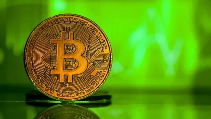Kripto piyasasında beklenmedik yükseliş: Bitcoin 8 ayın zirvesini gördü!