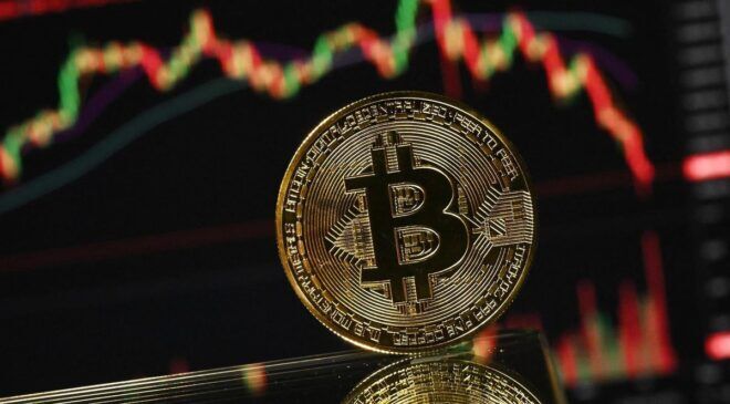 Bitcoin’de kritik bant: 82 bin dolar eşiği