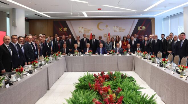 Erdoğan New York’ta iş dünyasıyla bir araya geldi: “100 milyar dolarlık hedefe ulaşacağız”...