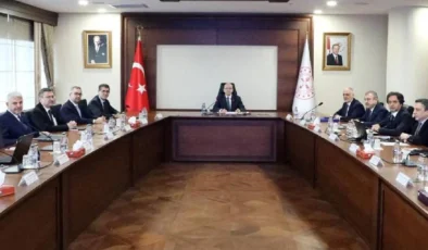 Borsada deprem etkisi: Şimşek başkanlığında acil FİK toplantısı