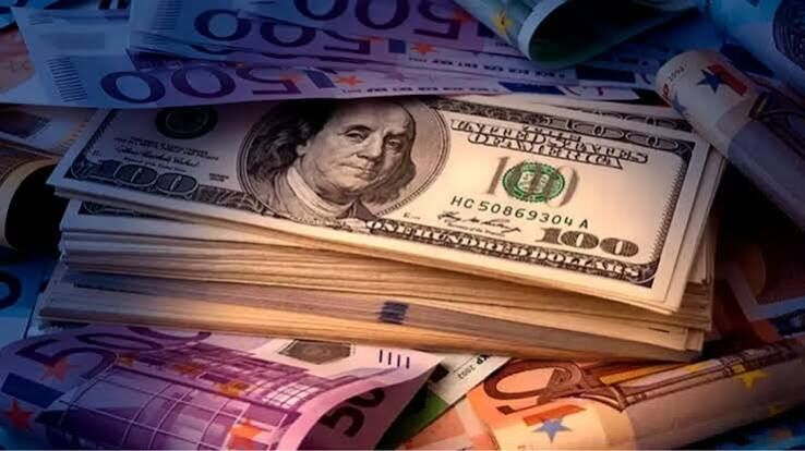 Dolar ve euro güne yükselişle başladı