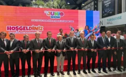 Bursa bebek giyiminde JUNIOSHOW ile küresel pazarlara açılıyor