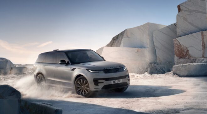 V8 gücünde ama tamamen Elektrikli Range Rover Sport sahneye çıktı!