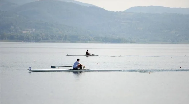 Milli kürekçi Ömer Sefa Polat Masters Regatta’da dünya şampiyonu oldu