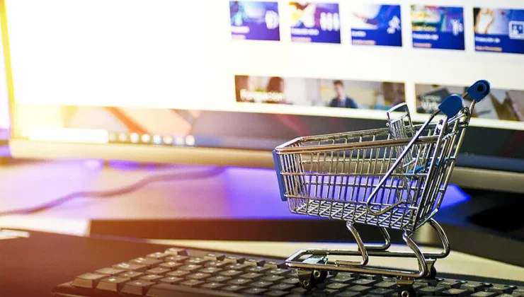 E-ticaret büyüyor, marka yarışı hızlanıyor