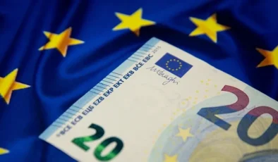 Avro Bölgesi’nde yatırımcı güveni 4,5 yılın zirvesine çıktı