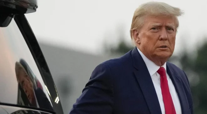 Trump’tan Fed’e sert uyarı: “Faizler düşmezse ticareti durdurabiliriz”