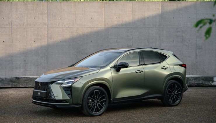 Makyajlanan Lexus NX tanıtıldı: 100 kilometre elektrikli menzili ve yeni kabiniyle sahnede