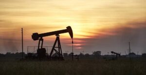 Brent petrol 101,69 dolara geriledi