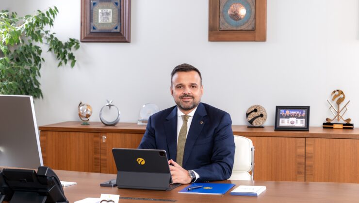 Ali Taha Koç, mobil iletişimin küresel yönetiminde