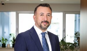 Türk Telekom’un milli kaynaklarla geliştirdiği M-NEO, Gartner Eye on Innovation Awards’ta Avrupa birincisi oldu. Platform akü kullanımında 3 katın üzerinde tasarruf sağlıyor.