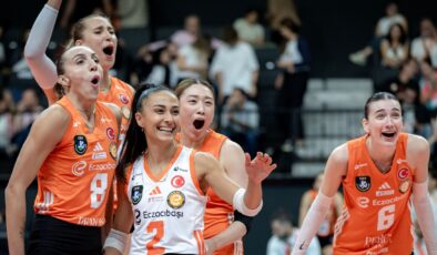 Eczacıbaşı Peron İstanbul derbide VakıfBank’ı ağırlayacak