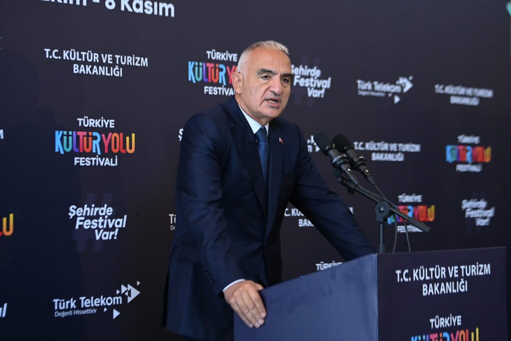 1793433071 K LT R VE TUR ZM BAKANI MEHMET NUR ERSOY 4 1
