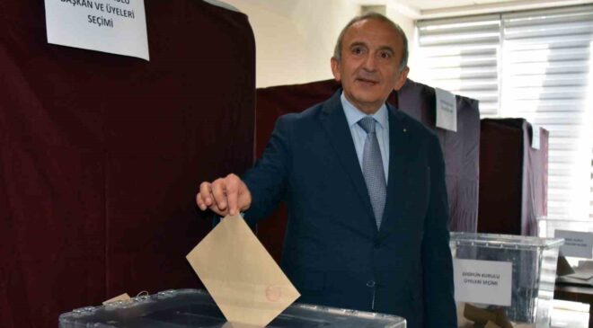 Manisa TSO’da Mehmet Yılmaz üçüncü kez başkan seçildi