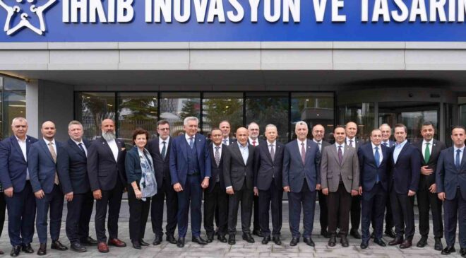 Tekstil ve hazır giyimde düşüş durdu: Kapasite kullanımı arttı