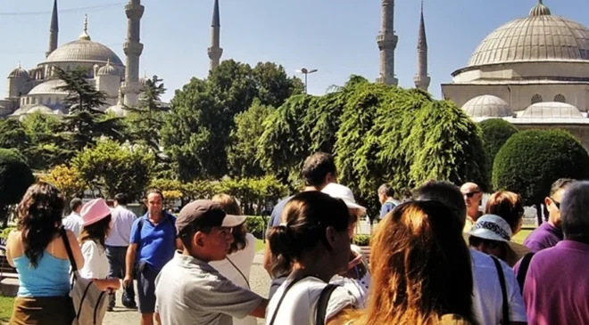 Türkiye turizmde dünya devlerini geride bırakmaya hazırlanıyor