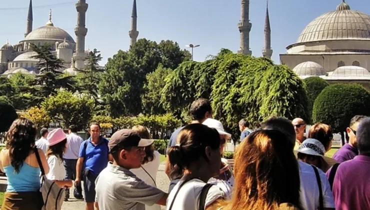 Türkiye turizmde dünya devlerini geride bırakmaya hazırlanıyor