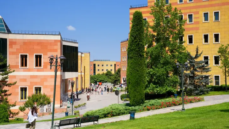 Yeditepe Üniversitesi’nden 12 akademisyen dünya listesinde