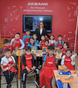 Millî Eğitim Bakanlığı ve Akbank ileri dönüşümü mesleki eğitime taşıyor