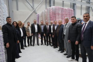 Kedi kumu fabrikası Türkiye’ye 50 milyon dolar döviz kazandırıyor 4 TOPLU GEREKIRSE